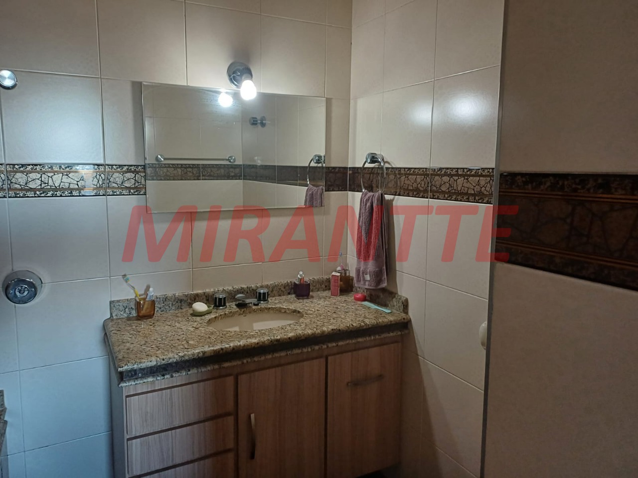 Sobrado de 149m² com 3 quartos em Vila Gustavo