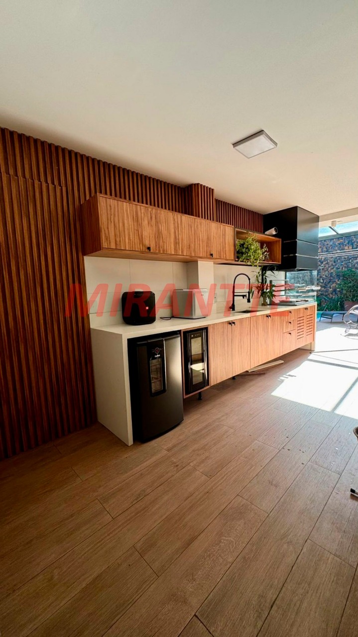 Casa terrea de 131m² com 3 quartos em Jardim Leonor Mendes De Barros