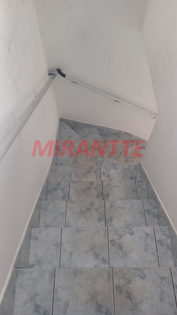 Sobrado de 180m² com 4 quartos em Jardim Álamo