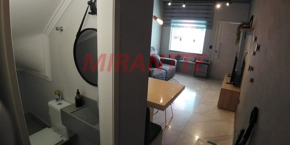 Sobrado de 68m² com 3 quartos em Vila Constança