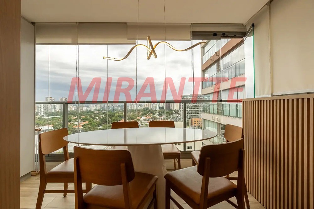 Apartamento de 64m² com 2 quartos em Indianópolis