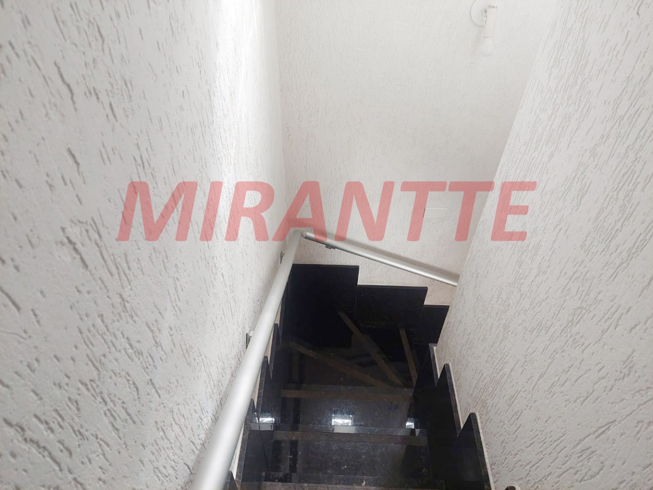 Sobrado de 256m² com 4 quartos em Vila Maria Alta