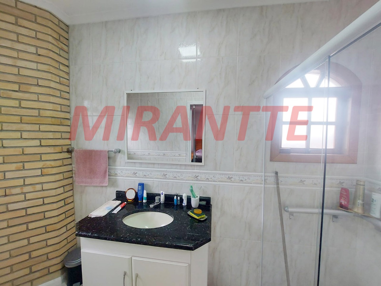 Sobrado de 256m² com 4 quartos em Vila Maria Alta