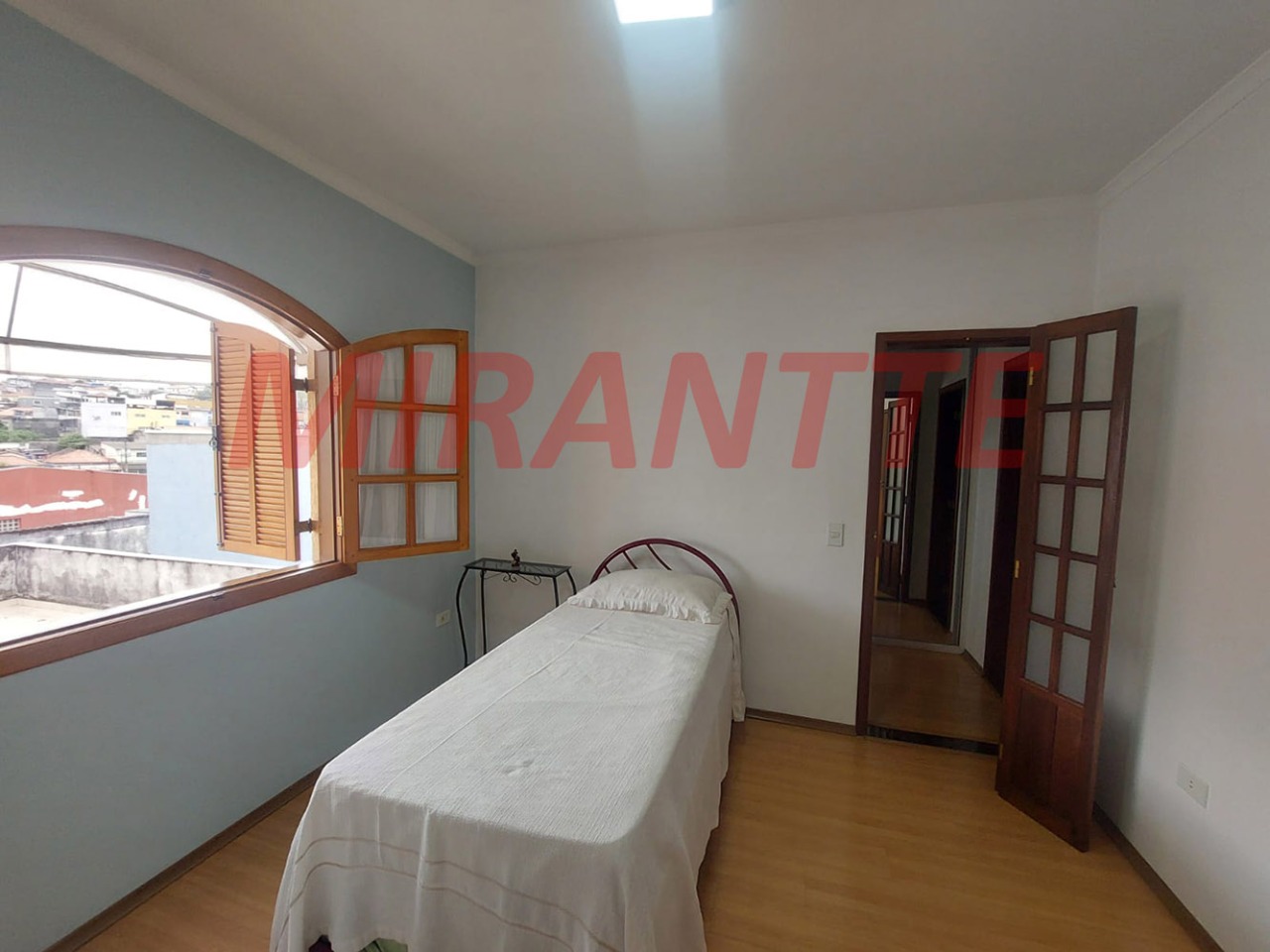Sobrado de 256m² com 4 quartos em Vila Maria Alta