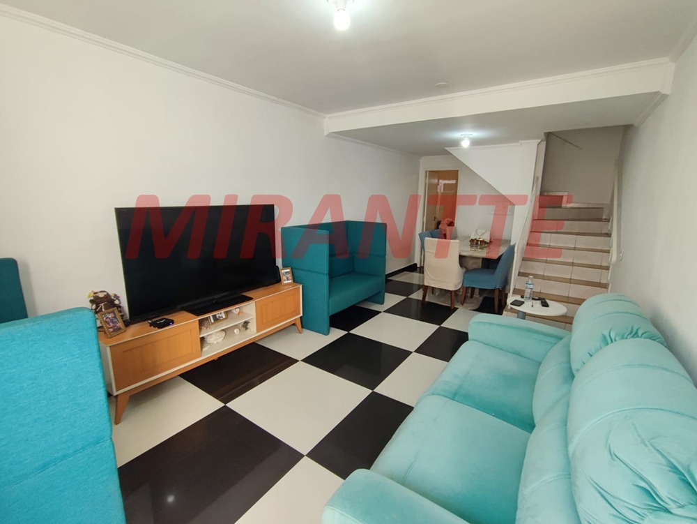 Cond. fechado de 110m² com 3 quartos em Vila Carbone