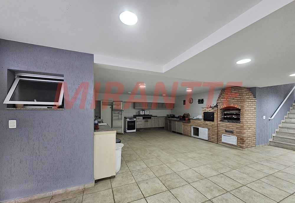 Cond. fechado de 283m² com 3 quartos em Horto Florestal