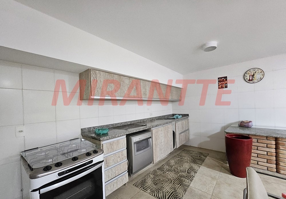 Cond. fechado de 283m² com 3 quartos em Horto Florestal