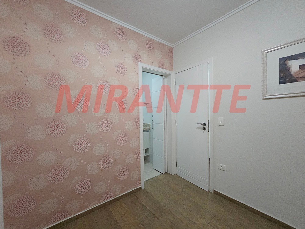 Cond. fechado de 283m² com 3 quartos em Horto Florestal