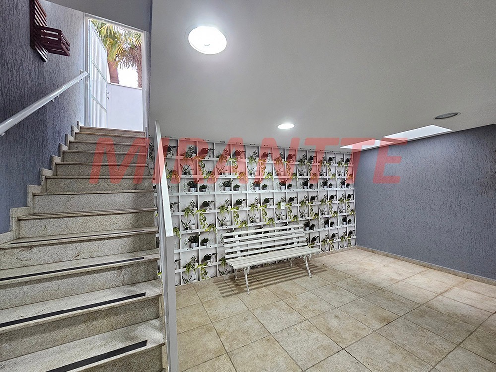 Cond. fechado de 283m² com 3 quartos em Horto Florestal