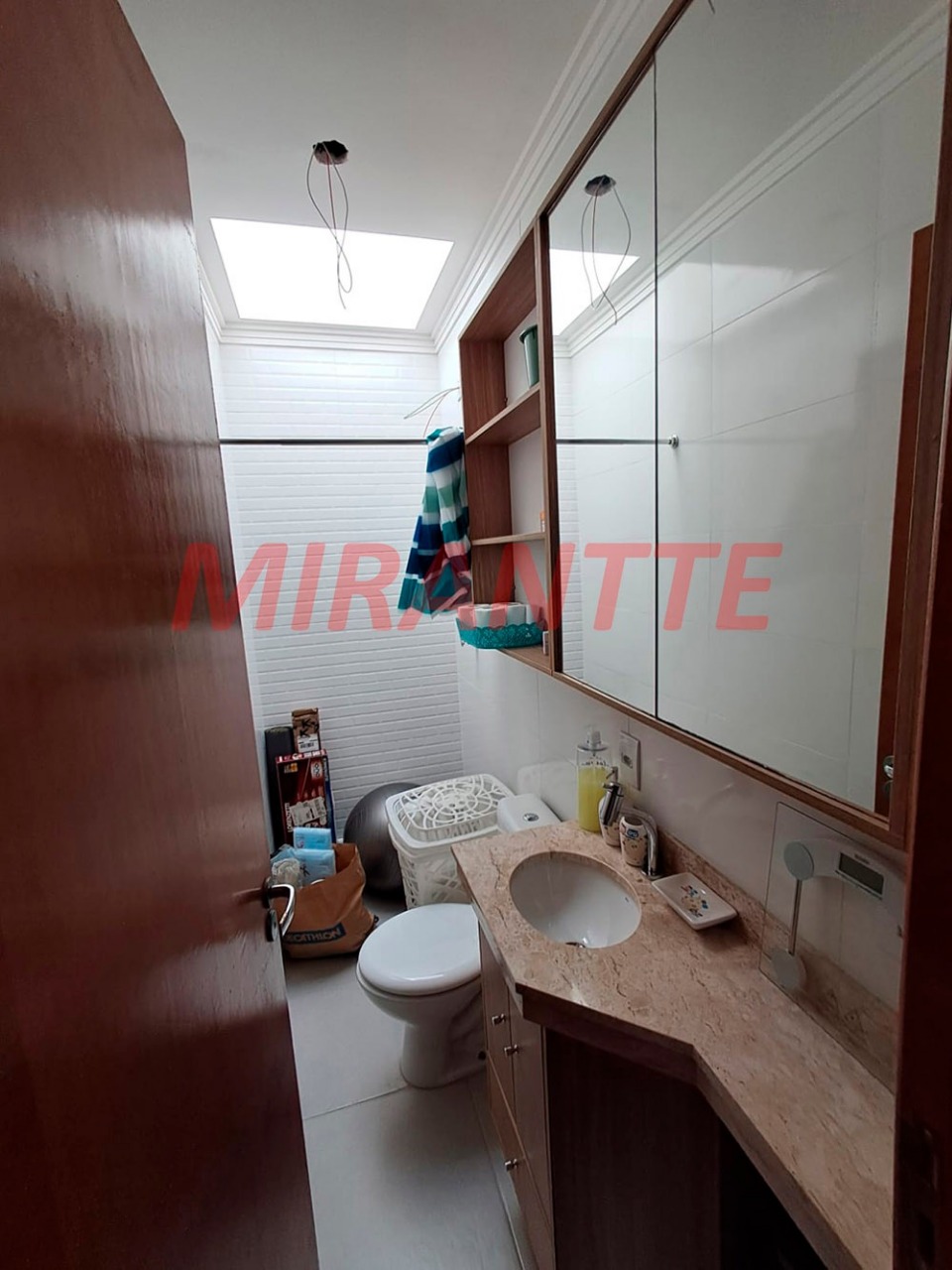 Cond. fechado de 95m² com 2 quartos em Vila Gustavo