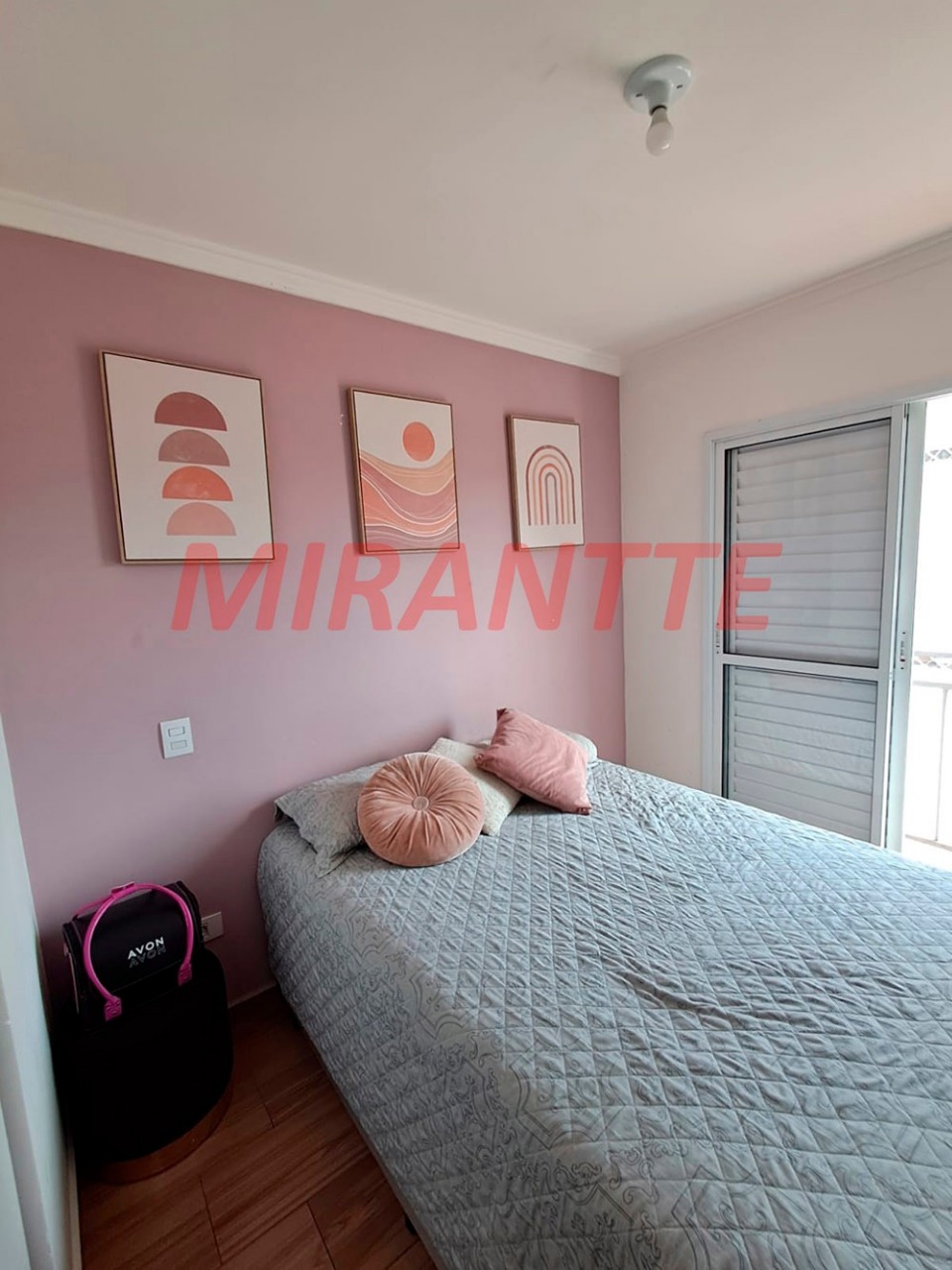 Cond. fechado de 95m² com 2 quartos em Vila Gustavo