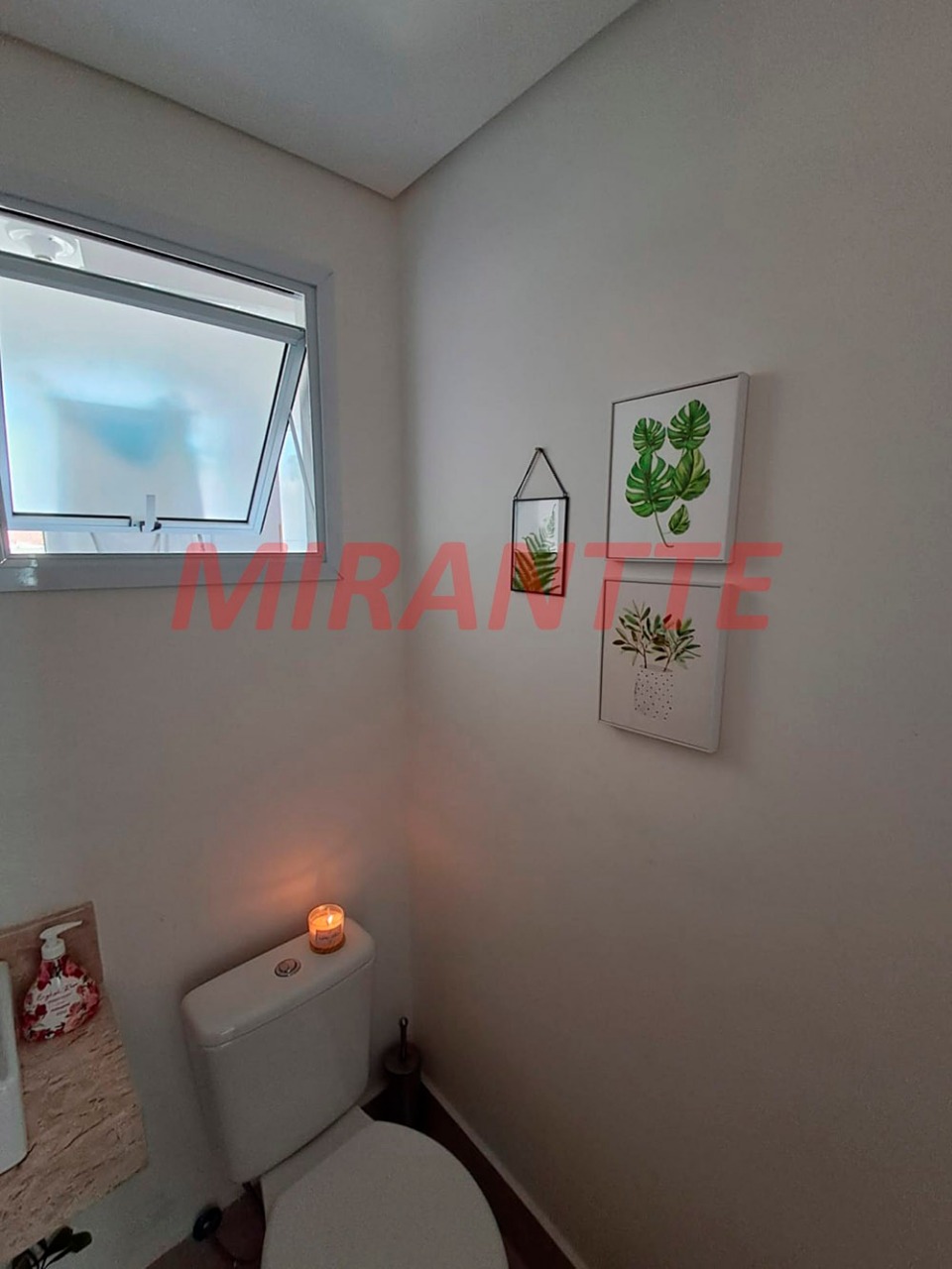 Cond. fechado de 95m² com 2 quartos em Vila Gustavo