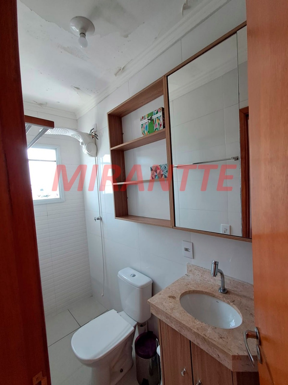 Cond. fechado de 95m² com 2 quartos em Vila Gustavo