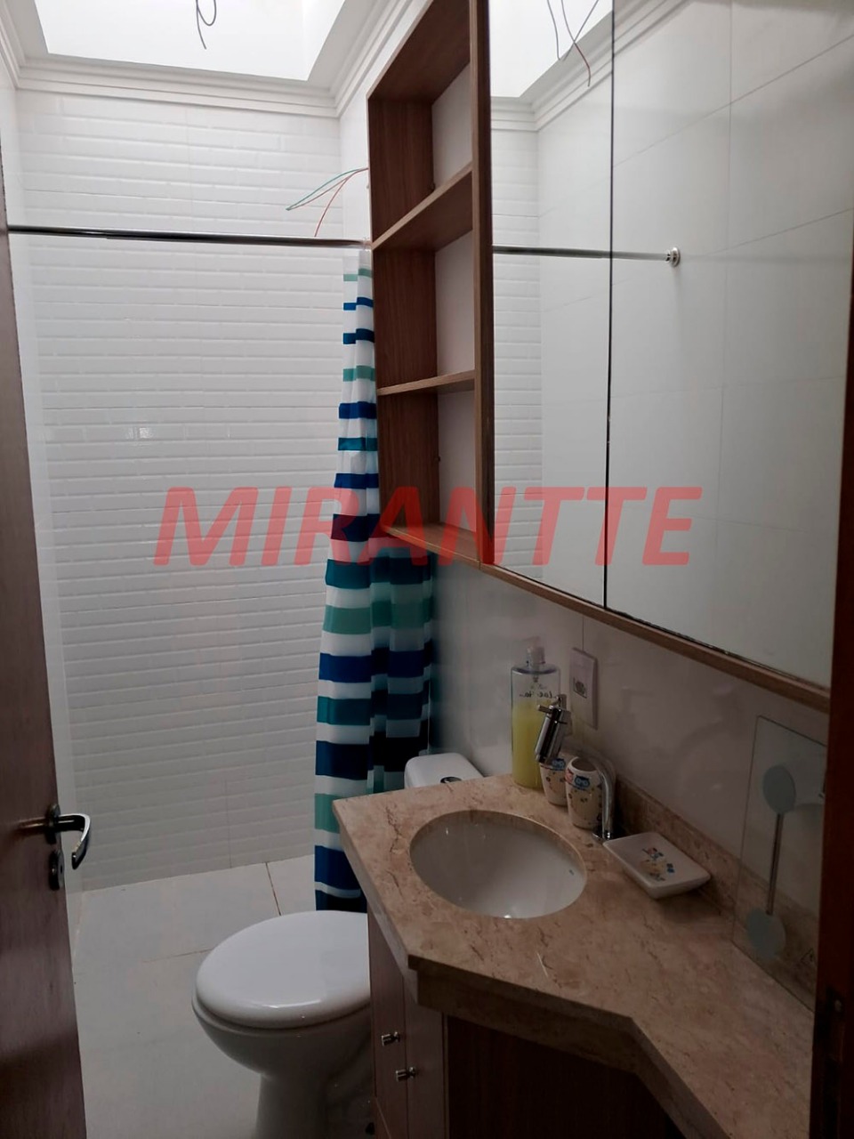 Cond. fechado de 95m² com 2 quartos em Vila Gustavo
