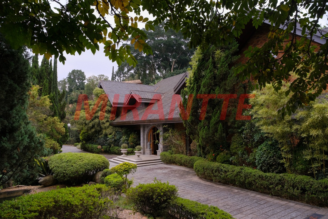 Sobrado de 541m² com 4 quartos em Morumbi