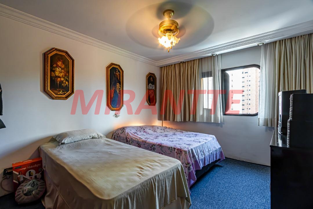 Apartamento de 293m² com 4 quartos em Moema