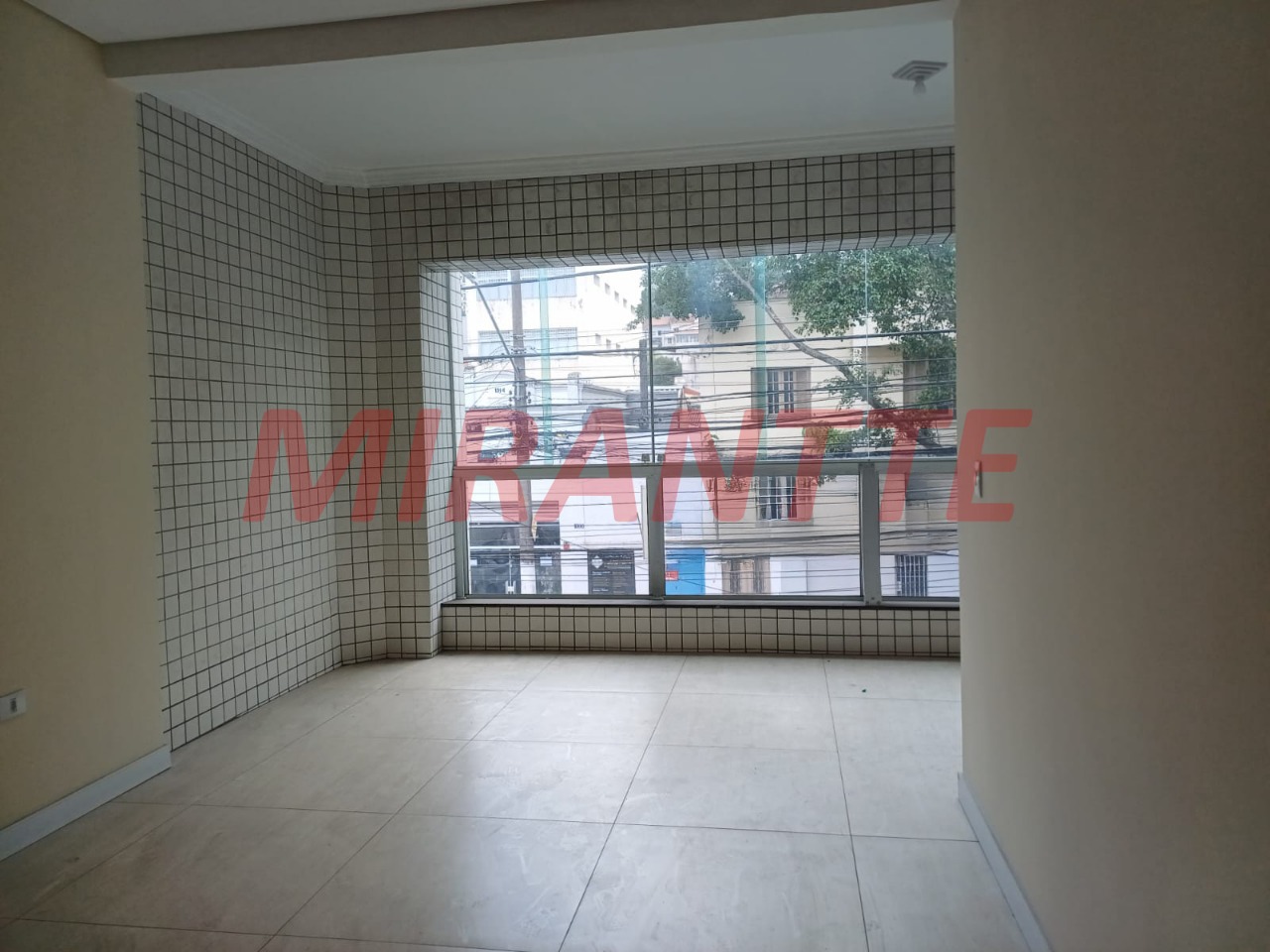 Sobrado de 300m² com 5 quartos em Santana