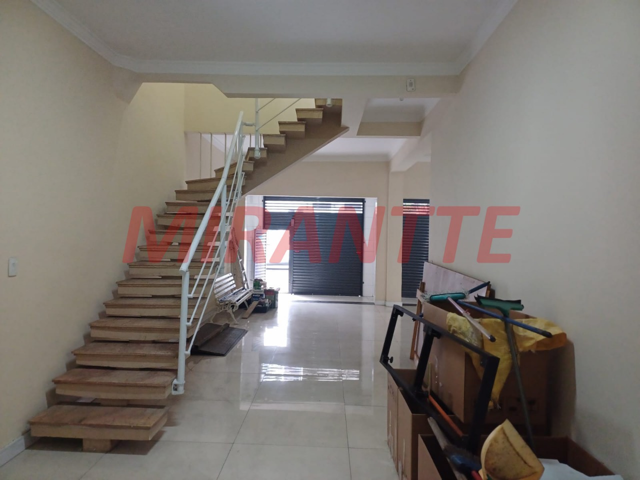 Sobrado de 300m² com 5 quartos em Santana