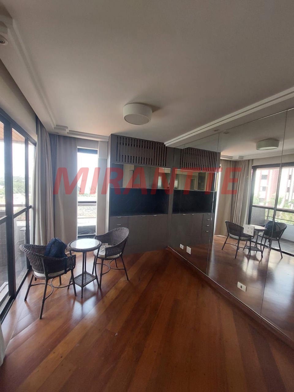 Apartamento de 116m² com 3 quartos em Ibirapuera