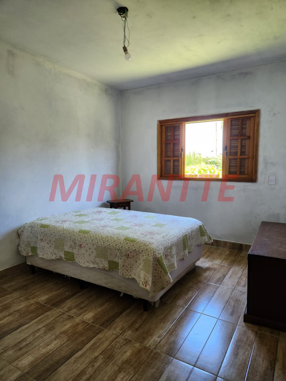 Casa terrea de 706m² com 3 quartos em Caceia
