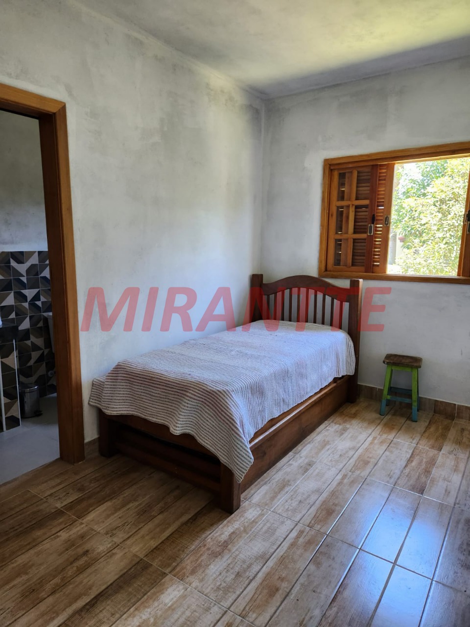 Casa terrea de 706m² com 3 quartos em Caceia