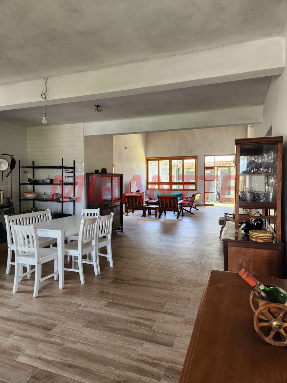 Casa terrea de 706m² com 3 quartos em Caceia