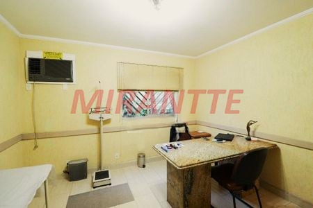 Apartamento de 65m² com 2 quartos em Santana