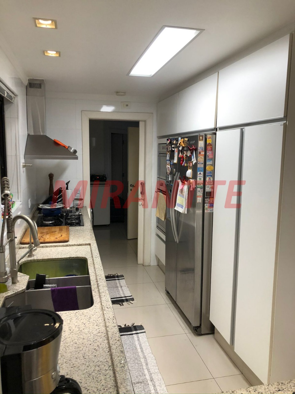 Apartamento de 220m² com 4 quartos em Santana