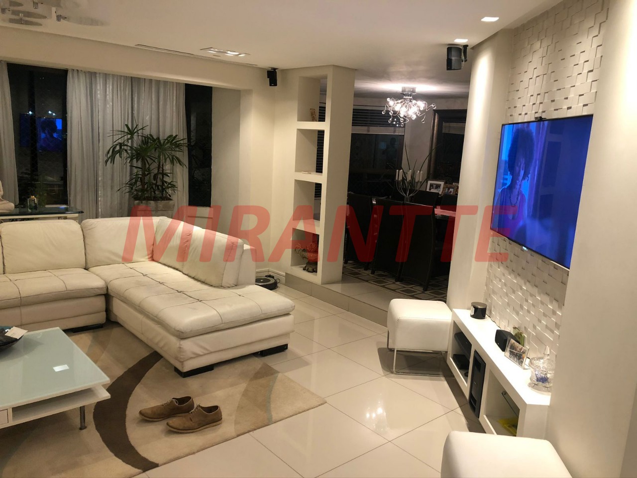 Apartamento de 220m² com 4 quartos em Santana