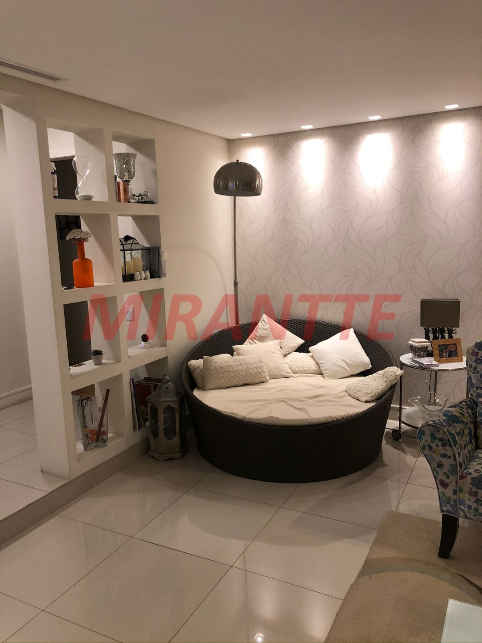 Apartamento de 220m² com 4 quartos em Santana