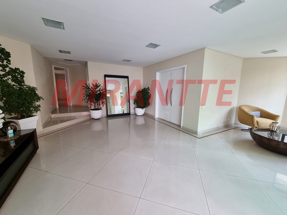 Apartamento de 220m² com 4 quartos em Santana
