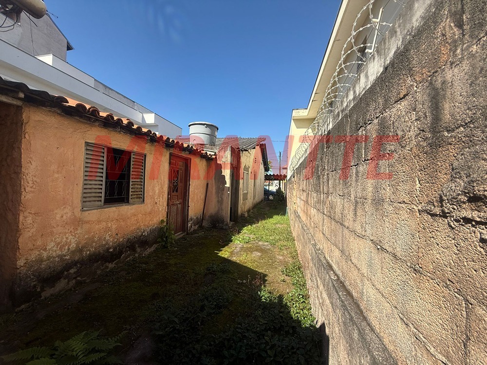 Casa terrea de 138m² com 4 quartos em Vila Nova Carolina