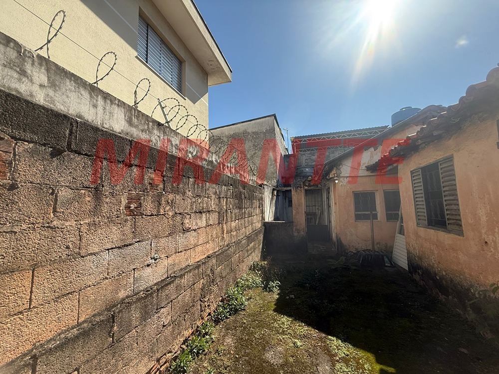 Casa terrea de 138m² com 4 quartos em Vila Nova Carolina