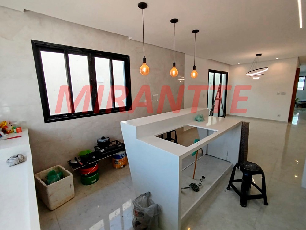Casa terrea de 256m² com 3 quartos em Imirim