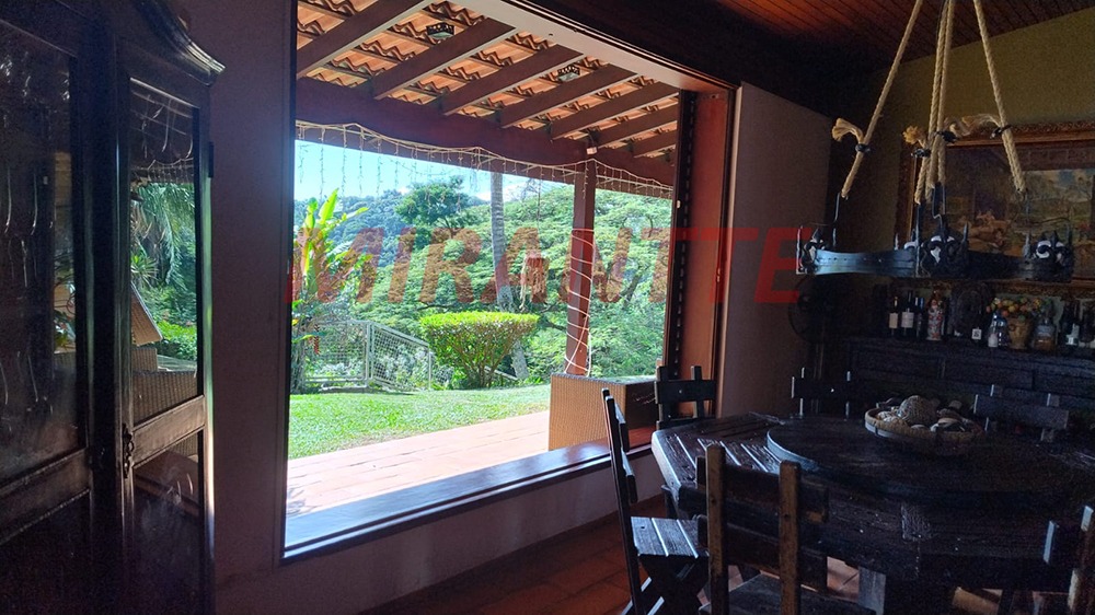 Casa terrea de 5.1m² com 4 quartos em Roseira