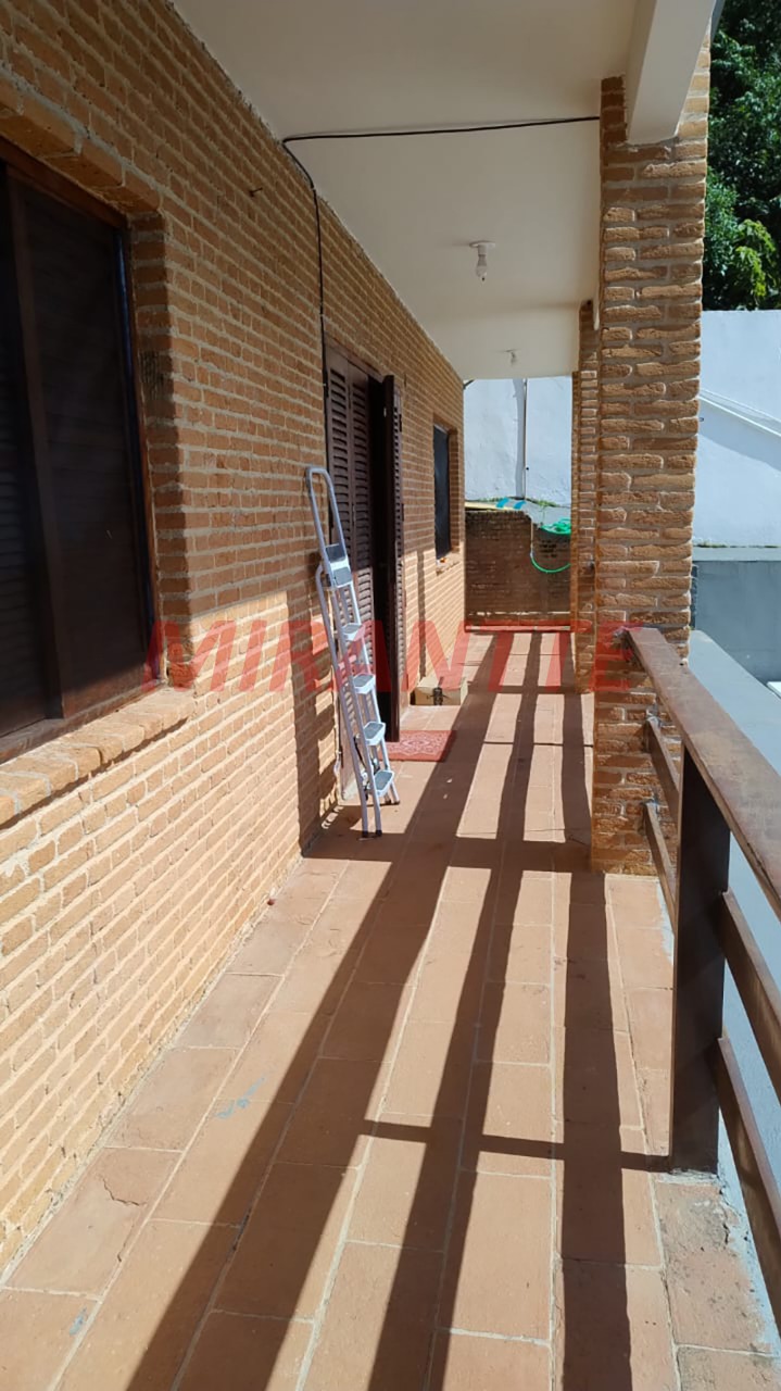 Casa terrea de 5.1m² com 4 quartos em Roseira