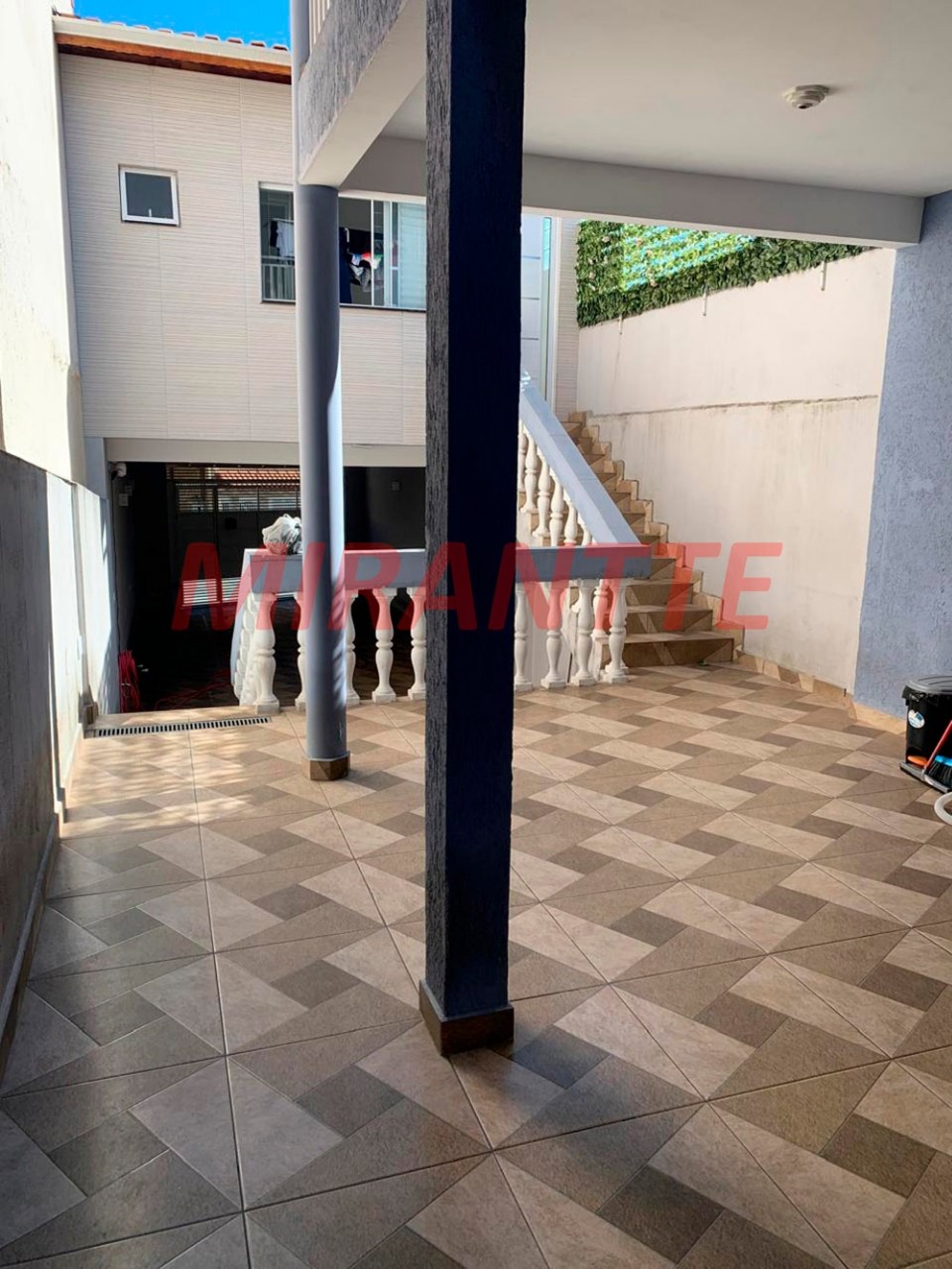 Sobrado de 160m² com 3 quartos em Parque Cisper