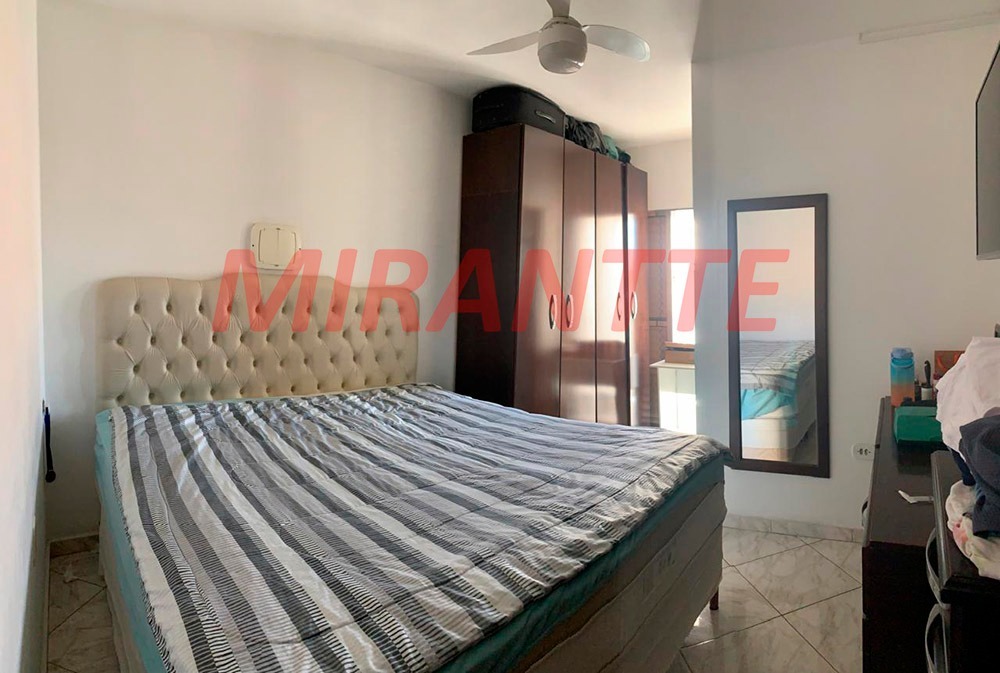 Sobrado de 160m² com 3 quartos em Parque Cisper