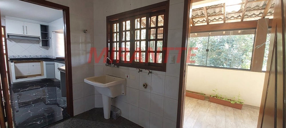 Cond. fechado de 400m² com 5 quartos em Santa Inês