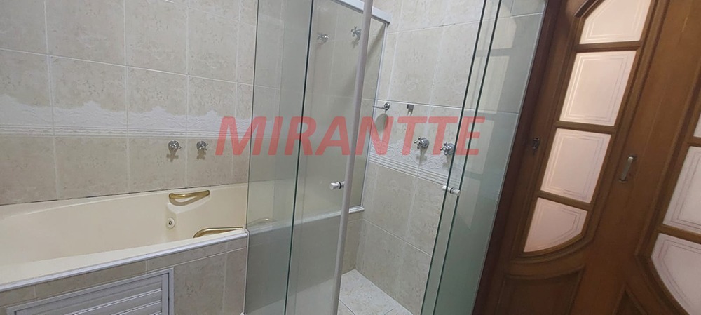 Cond. fechado de 400m² com 5 quartos em Santa Inês