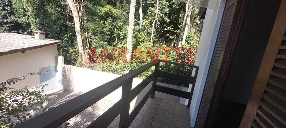 Cond. fechado de 400m² com 5 quartos em Santa Inês