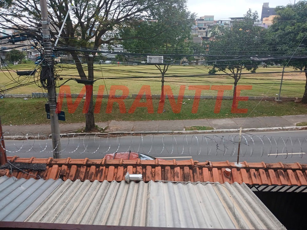 Casa terrea de 200m² com 2 quartos em Parque Continental II