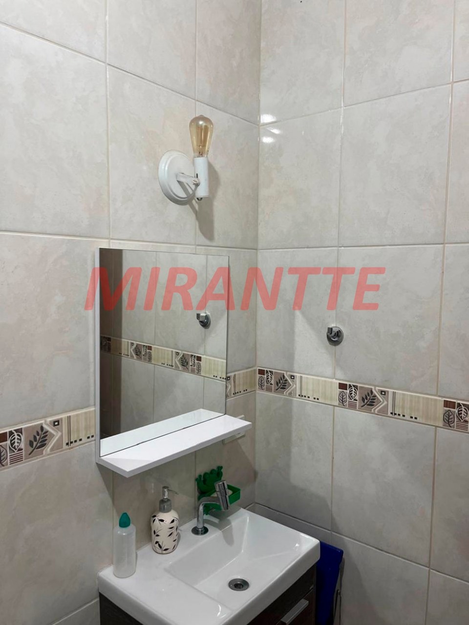 Sobrado de 130m² com 2 quartos em Vila Cruz Das Almas