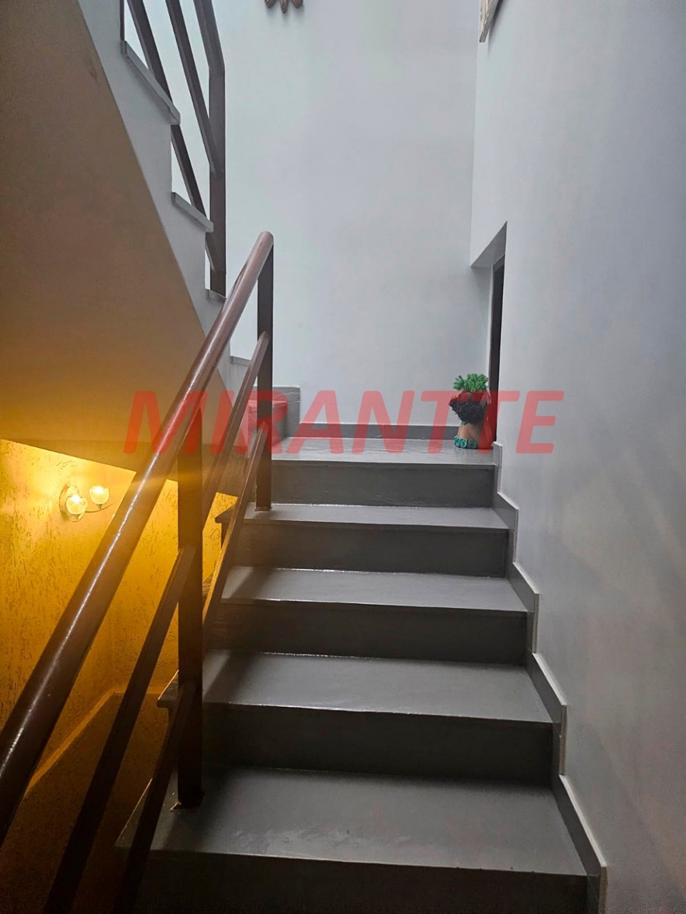 Sobrado de 143m² com 3 quartos em NÃO INFORMADO