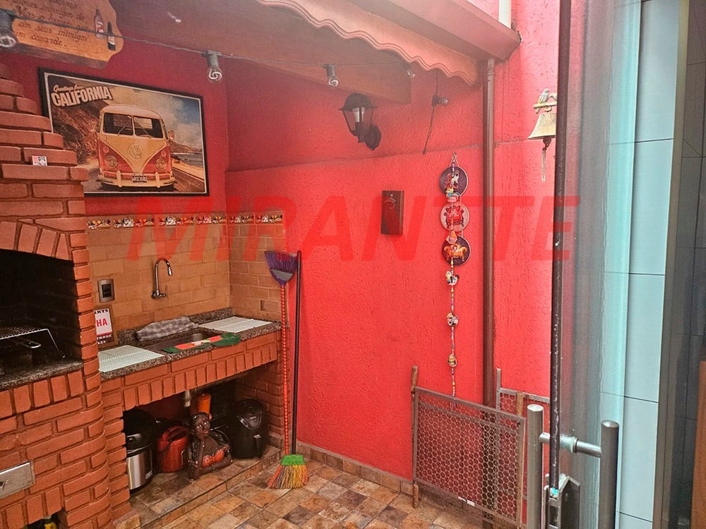 Sobrado de 143m² com 3 quartos em NÃO INFORMADO