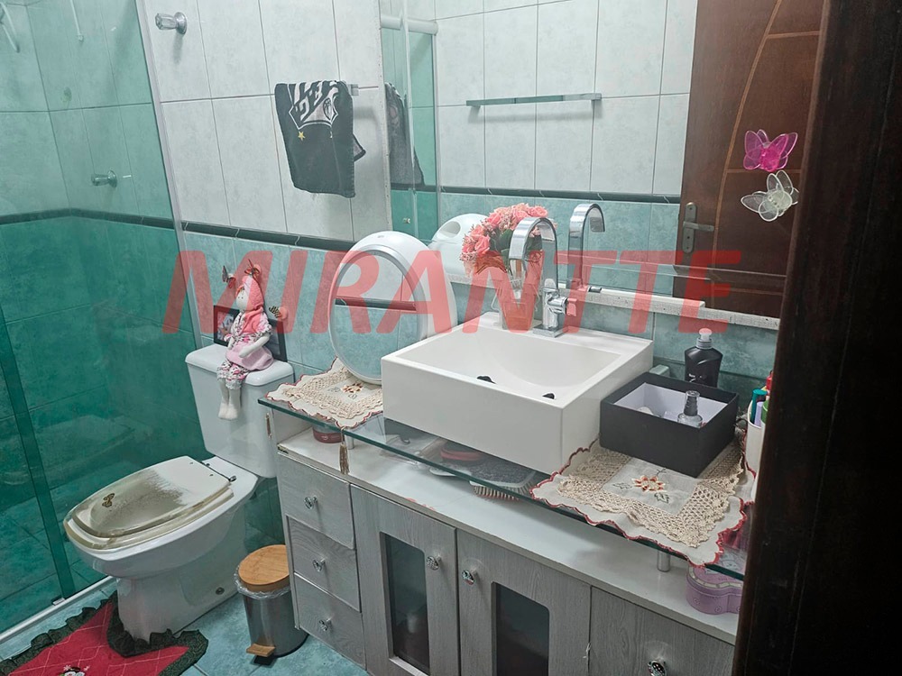 Sobrado de 143m² com 3 quartos em NÃO INFORMADO