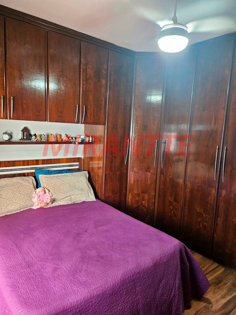 Sobrado de 143m² com 3 quartos em NÃO INFORMADO
