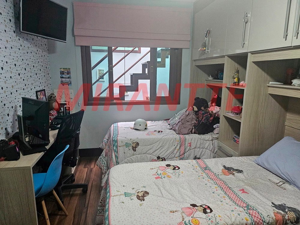 Sobrado de 143m² com 3 quartos em NÃO INFORMADO