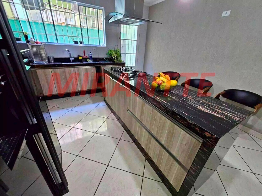 Sobrado de 160m² com 3 quartos em Cachoeirinha