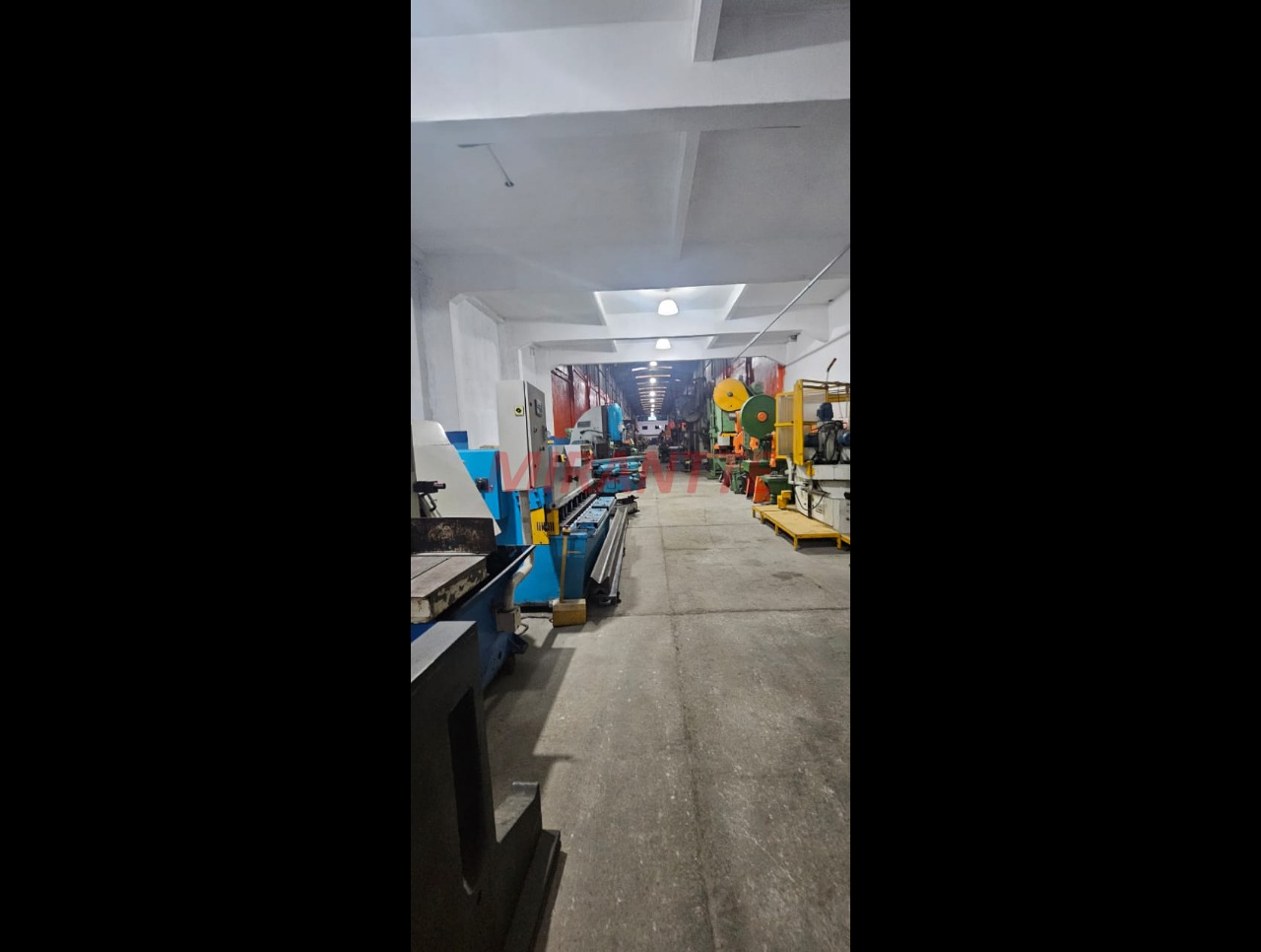 Galpao de 1770m² em Brás